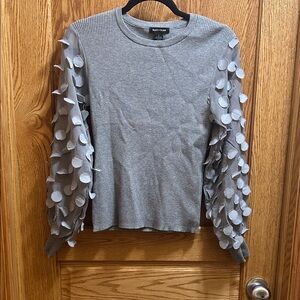 Stylish Gray Blouse with Textured Sleeves